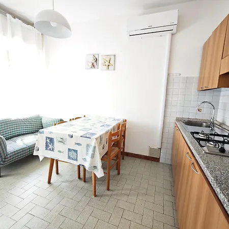 Cozy First-floor Retreat Near The Sea * Lignano Sabbiadoro